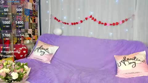 Snapshot of anna127moon chatting on February 15, 9:49 am Anna online show from February 15, 9:49 am