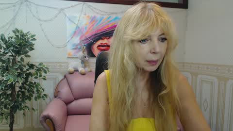 Anna Ditrih online show from February 4, 12:55 pm