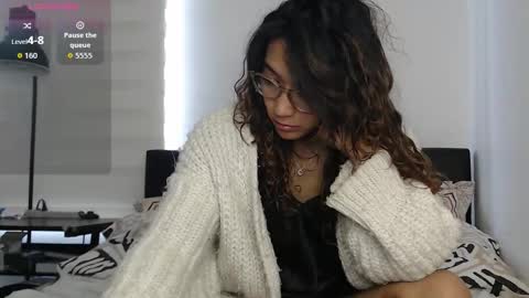 Anna online show from October 14, 3:35 pm