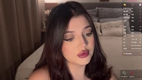 Anna online show from February 8, 10:24 pm