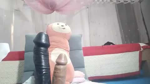 anna_ellen22 online show from April 17, 7:00 am