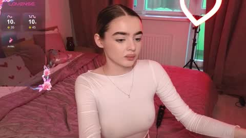 Anna online show from March 9, 3:38 pm