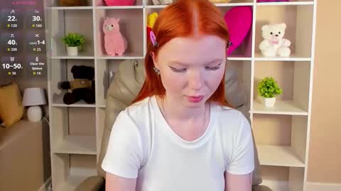 Snapshot of anna_patterson chatting on September 28, 8:31 am Anna online show from September 28, 8:31 am