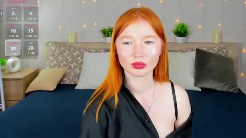 Snapshot of anna_patterson chatting on October 13, 9:09 am Anna online show from October 13, 9:09 am