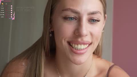 Anna  fansly anna sssweety online show from November 10, 6:34 am