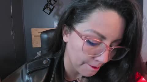 Snapshot of annaa_rose chatting on February 22, 7:45 am Anna online show from February 22, 7:45 am