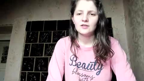 Snapshot of annaahcharm chatting on December 16, 10:03 pm annaahcharm online show from December 16, 10:03 pm