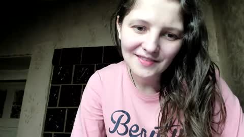 Snapshot of annaahcharm chatting on December 21, 10:40 pm annaahcharm online show from December 21, 10:40 pm