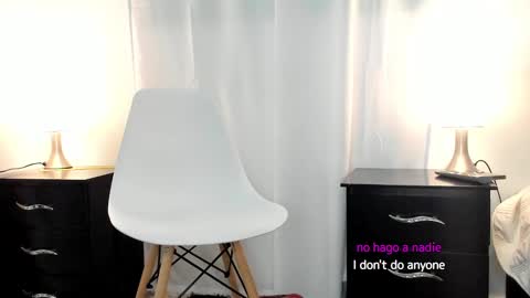 Snapshot of annaarela chatting on March 9, 7:37 pm Annaarela online show from March 9, 7:37 pm