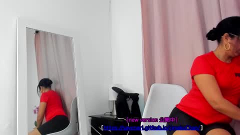 Snapshot of annaarela chatting on September 14, 12:15 pm Annaarela online show from September 14, 12:15 pm