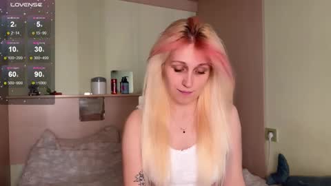 Annabel online show from September 9, 11:10 am