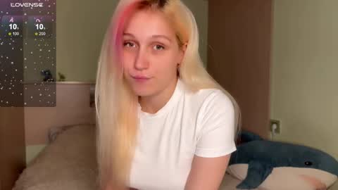 Annabel online show from September 13, 11:10 am