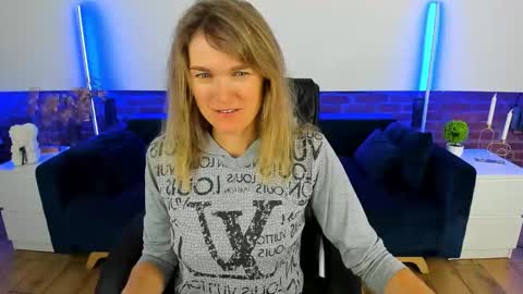 Annabel online show from September 20, 5:52 am