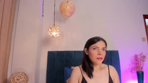Snapshot of annabrookss_ chatting on July 2, 12:10 am Anna Brooks online show from July 2, 12:10 am