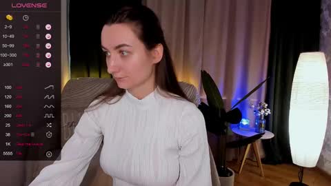 Anna online show from March 1, 8:45 am