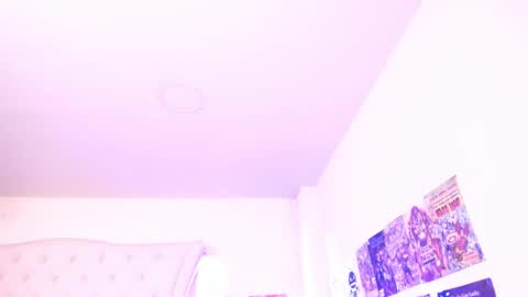 MIss Daniels online show from December 3, 6:38 pm