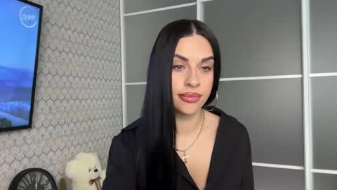 CLEOPATRA online show from January 17, 10:00 am