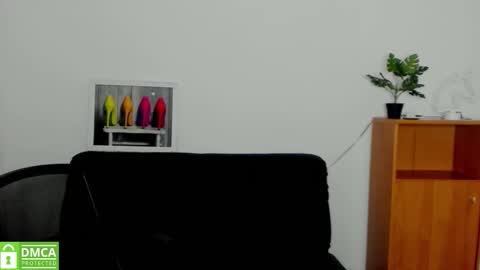 Anna online show from October 8, 11:30 am