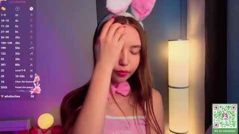 Snapshot of annamarie_foryou chatting on October 14, 6:14 am Holly Molly Im Polly online show from October 14, 6:14 am