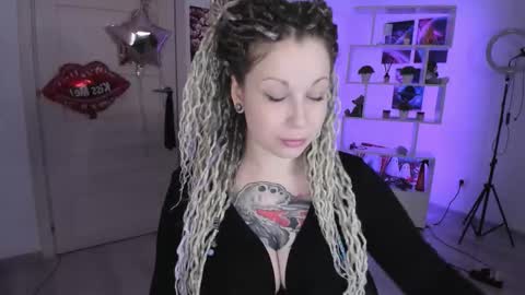 Snapshot of annanebula chatting on October 29, 2:47 am Anna online show from October 29, 2:47 am