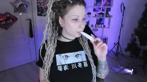 Snapshot of annanebula chatting on December 3, 12:51 am Anna online show from December 3, 12:51 am