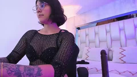 Snapshot of annaralein chatting on October 8, 4:32 am Annara Lein online show from October 8, 4:32 am