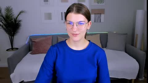 Im Anna online show from May 15, 8:43 am