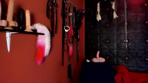  Annavi  online show from December 2, 7:20 pm