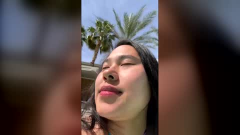 Anna online show from April 22, 10:00 pm