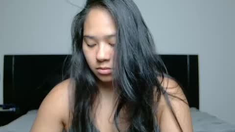 Snapshot of annaxnasty chatting on May 18, 12:40 am Anna online show from May 18, 12:40 am