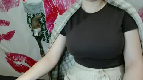 Bella online show from November 11, 6:08 pm