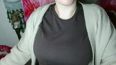 Bella online show from November 27, 6:10 pm