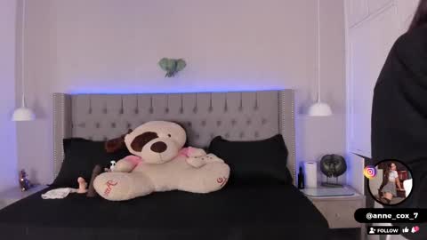 Snapshot of anne_cox_ chatting on September 18, 11:34 am annex online show from September 18, 11:34 am