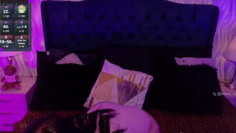   online show from April 19, 1:05 am