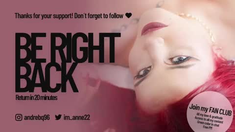 Snapshot of anne_julienne chatting on February 8, 11:45 pm       online show from February 8, 11:45 pm