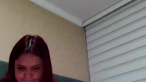 Snapshot of anne_julienne chatting on September 20, 12:55 am       online show from September 20, 12:55 am