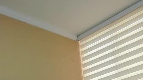       online show from March 5, 9:33 pm