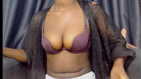 Snapshot of anne_xxxx chatting on October 19, 8:31 pm ann online show from October 19, 8:31 pm