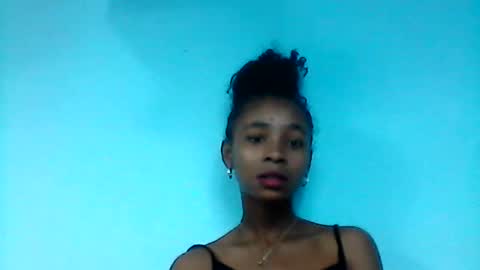Snapshot of anneaa chatting on July 1, 5:20 am anneaa online show from July 1, 5:20 am