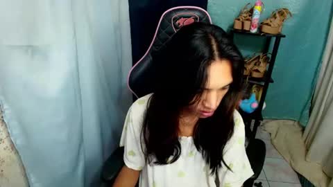 annebisyosa_angela online show from February 26, 3:22 pm