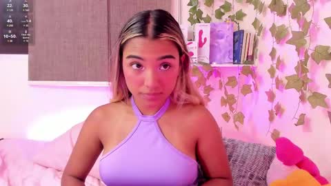 Anne online show from February 1, 1:02 am