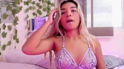 Anne online show from February 15, 11:03 pm