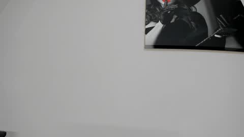 annemona online show from December 20, 3:42 pm