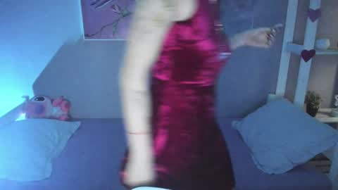 Snapshot of annetenet chatting on January 12, 9:08 am Annet online show from January 12, 9:08 am