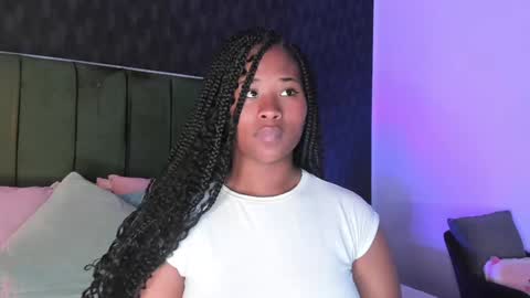 Snapshot of anneth__m chatting on December 6, 7:34 pm Anneth online show from December 6, 7:34 pm