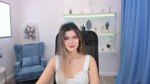 Snapshot of annetli chatting on September 30, 3:22 am annetli online show from September 30, 3:22 am