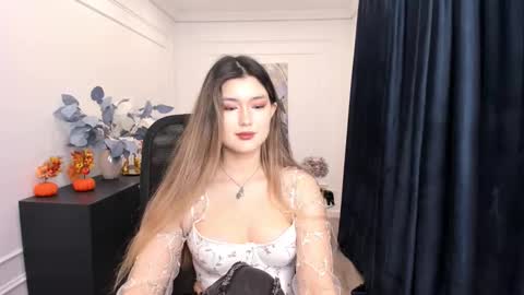 Snapshot of annetli chatting on October 14, 3:40 am annetli online show from October 14, 3:40 am
