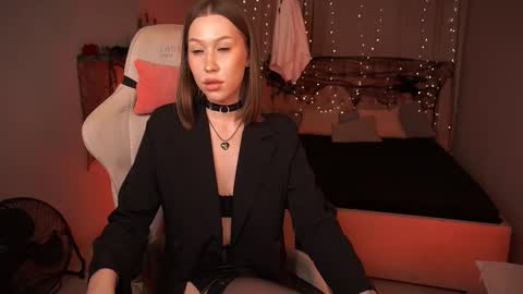 Snapshot of annettelane chatting on October 23, 6:02 am Anna online show from October 23, 6:02 am