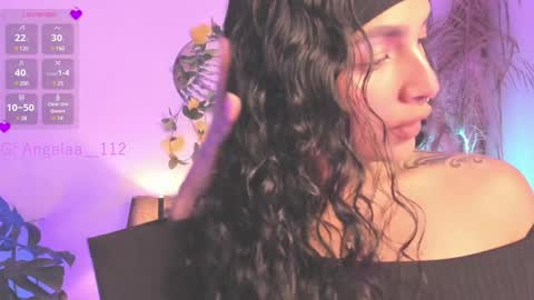 Snapshot of anngel_1 chatting on December 14, 11:01 pm Angel online show from December 14, 11:01 pm