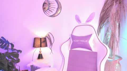 Snapshot of anngel_1 chatting on December 15, 4:37 pm Angel online show from December 15, 4:37 pm